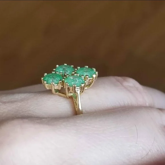 New 18K Gold Plated Round Cut Green Ice Gem Diamond Ring for Women